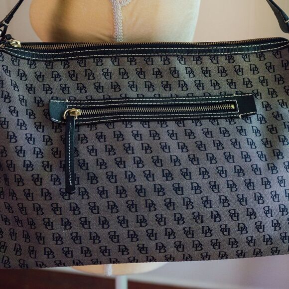 D&B Large Canvas Bag and Matching Pouch - Picture 10 of 11